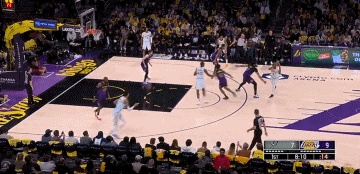 DB视讯百家乐内外开花！文班上半场12中6得到14分4板3助2帽 三分5中2