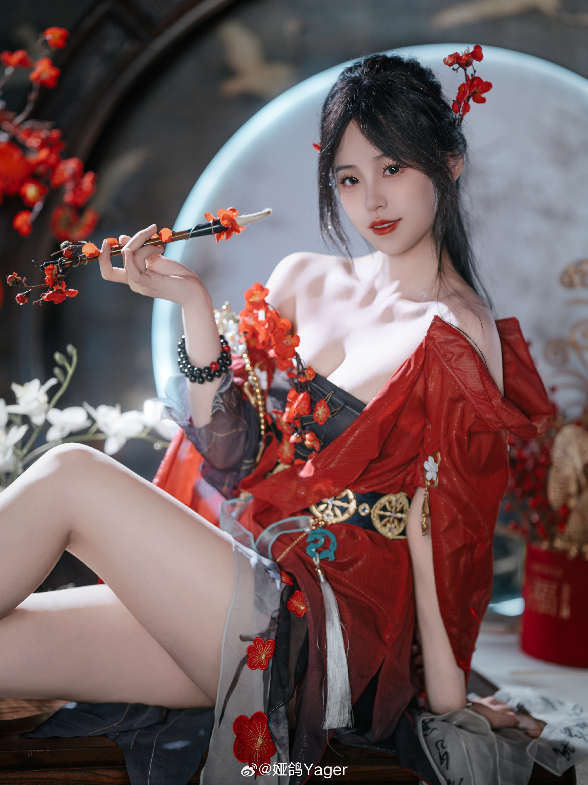 DG视讯官网平台新年戒色别搞👍永劫主持娅鸽晒照：一片雪白摄人心魄🥵