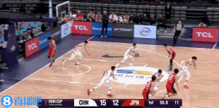 DB视讯官方登录入口行云流水！赵继伟抢断反击不看人妙传 胡金秋接球顺下暴扣得手