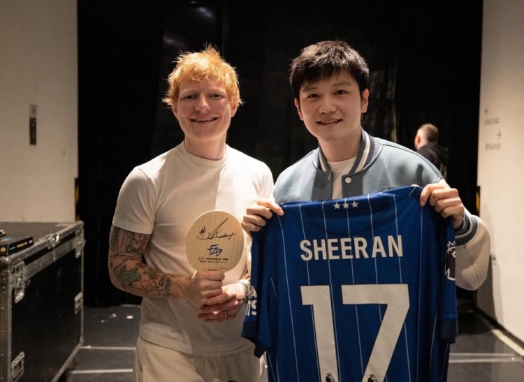 DB电子官网黄老板社媒：很开心能和樊振东一起打乒乓球，感谢你的金牌教程