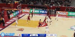 DB电子官网轮番扣！广东连续出现失误 迪亚洛转换双手暴扣&法耶单手劈扣！