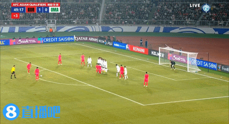 DB视讯百家乐半场-李刚仁精妙直塞助攻黄喜灿破门白昇浩伤退 韩国暂1-0阿曼