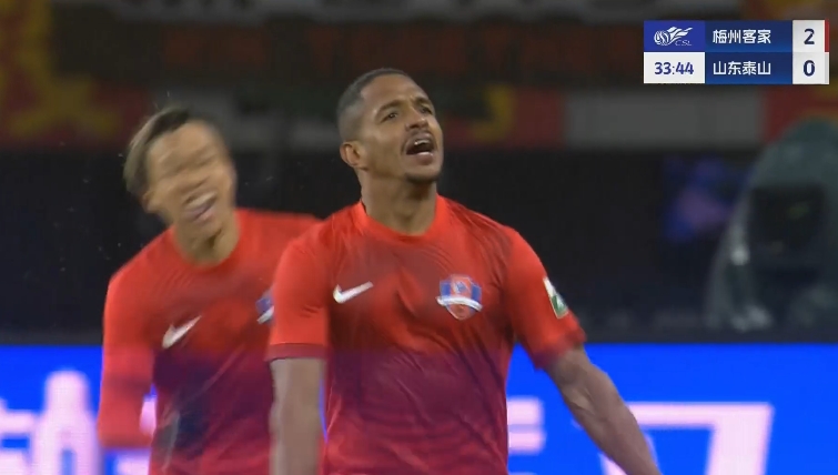 DB视讯官方登录入口半场-杨超声精彩倒钩罗德里格传射 梅州客家暂3-1山东泰山