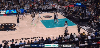 DB真人旗舰玩起来了！康查尔前场1打0玩打板妙传 小贾伦跟进暴扣